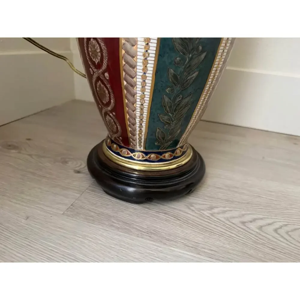 Vintage Florentine Chinoiserie Chinese-style Porcelain Table Lamp with Lampshade